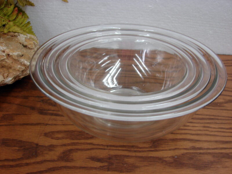 Vintage PYREX Clear Ribbed Ring Bottom Set/3 Nesting Mixing Bowls 322, 323, 325, Moose-R-Us.Com Log Cabin Decor