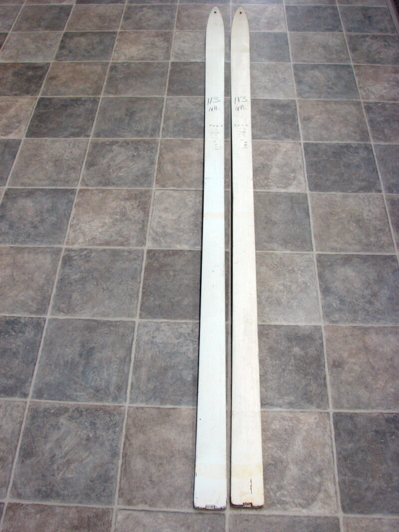 Vintage CA Lund Wood Snow Skis WWII 10th Mountain Division 1951 NOS Unmounted, Moose-R-Us.Com Log Cabin Decor