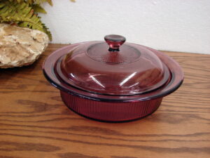 Vintage PYREX Glass Visions Cranberry 24 Oz Ribbed Round Casserole w/ Matching Lid