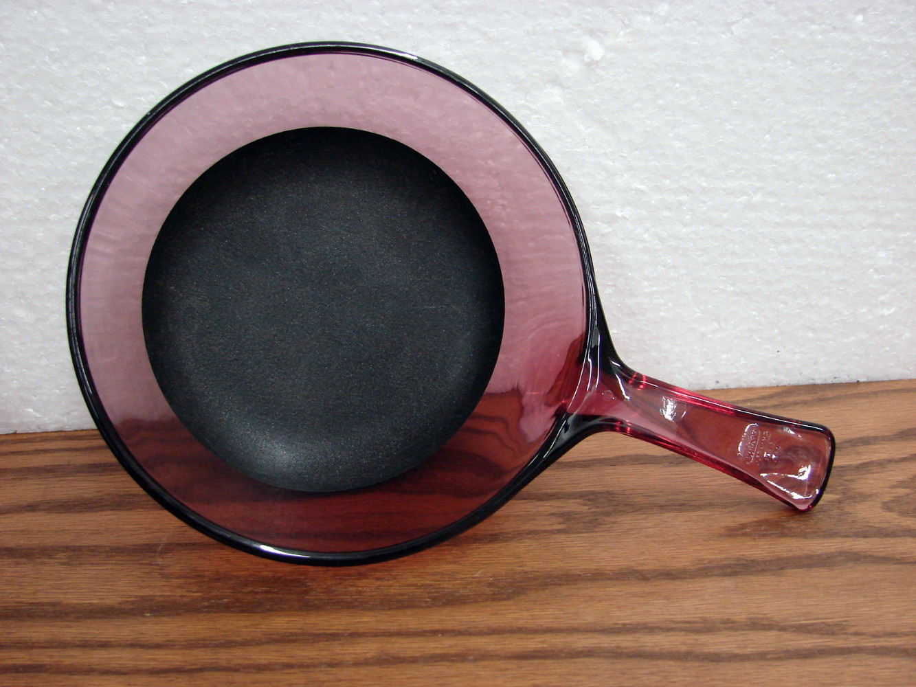 Vintage PYREX Glass Visions Cranberry .5 Liter Non Stick Pan - Image 2