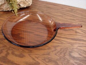 Vintage PYREX Amber Brown Visions Waffle Bottom 10" Skillet Frying Pan