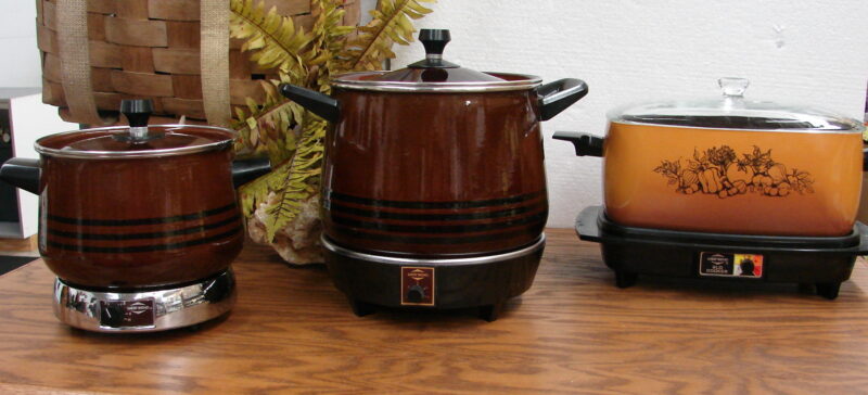 Vintage West Bend Slow Cooker Bean Pot Crockpot MCM Small Appliance, Moose-R-Us.Com Log Cabin Decor