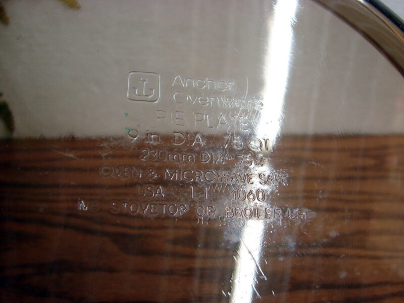 Vintage Anchor Hocking USA Clear Smoke 9&#8243; Wide Rim Pie Quiche Plate 230mm, Moose-R-Us.Com Log Cabin Decor