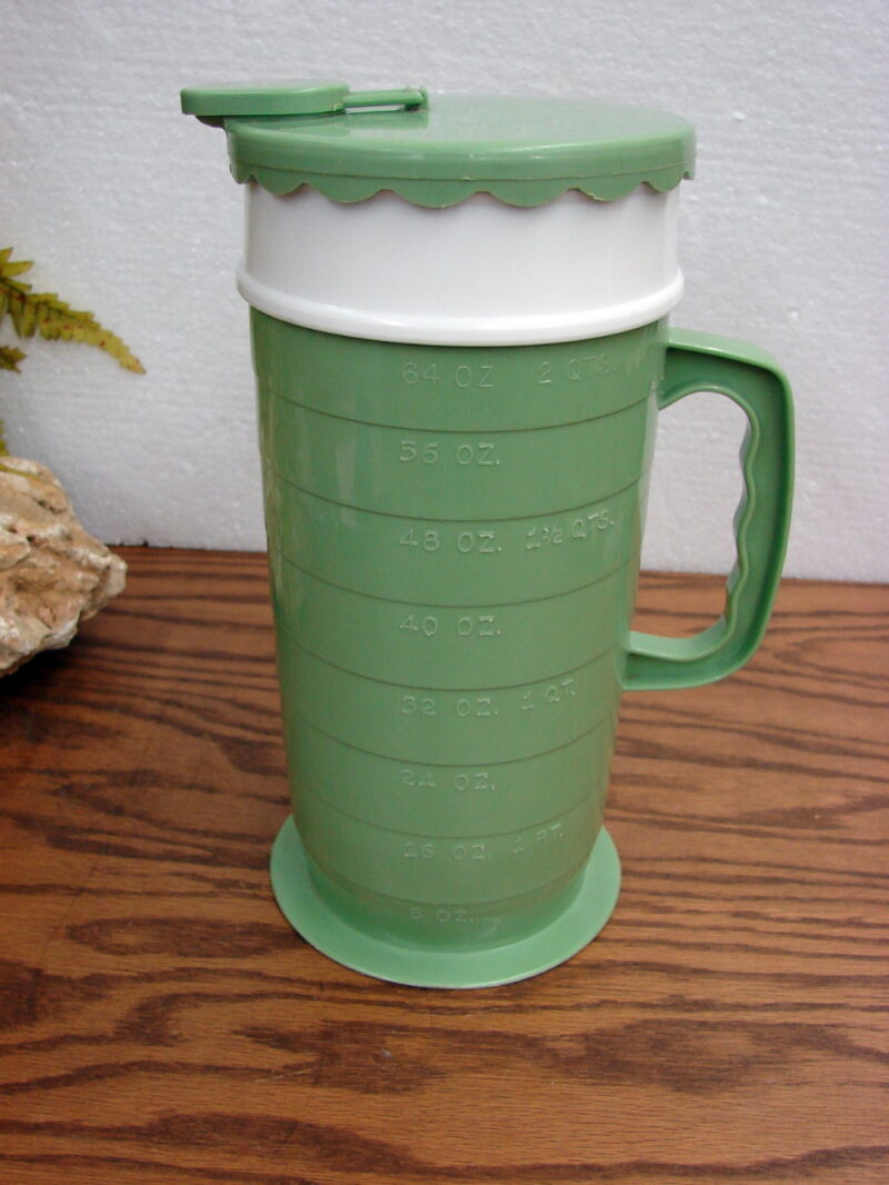 Vintage Blisscraft of Hollywood Avocado Green White Pitcher w/ Lid and Flip Top, Moose-R-Us.Com Log Cabin Decor