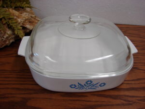 Corning Ware Blue Cornflower A-10 Square Cake Casserole w/ A-12 Deep Dish PYREX Lid