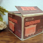 Vintage Rival Crock-ette 1 Quart Stoneware Slow Cooker Dips Cookbook in Box