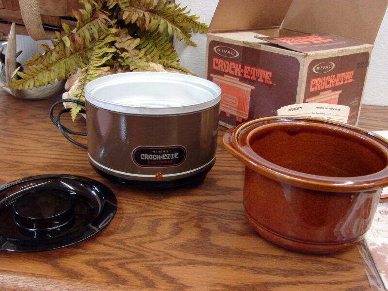 Vintage Rival Crock-ette 1 Quart Stoneware Slow Cooker Dips Cookbook in Box, Moose-R-Us.Com Log Cabin Decor