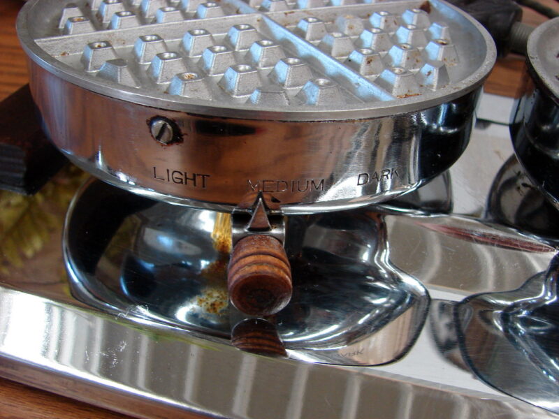 Vintage Art Deco Chrome Double Waffle Maker Baker Electric Dominion Electrical, Moose-R-Us.Com Log Cabin Decor
