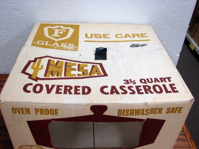 Vintage Federal Glass Company Mesa 3 1/2 Quart Covered Casserole w/ Box, Moose-R-Us.Com Log Cabin Decor