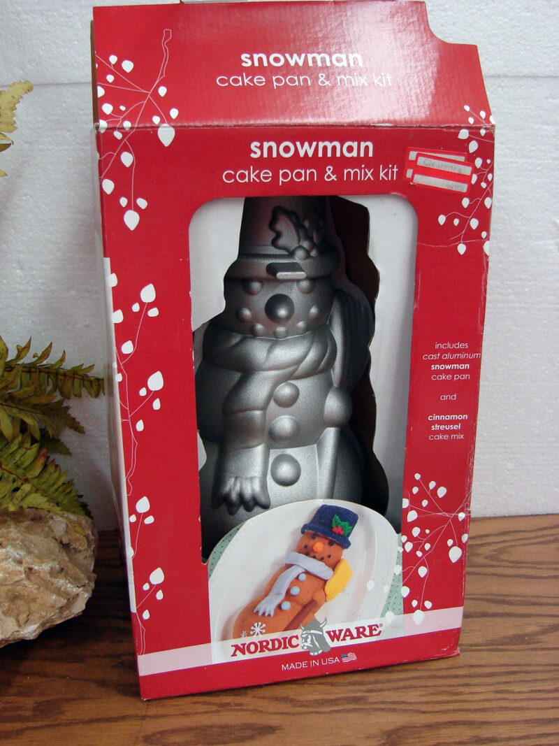 Vintage Scandinavian Nordic Ware Snowman Cake Mold Holiday Bakeware, Moose-R-Us.Com Log Cabin Decor