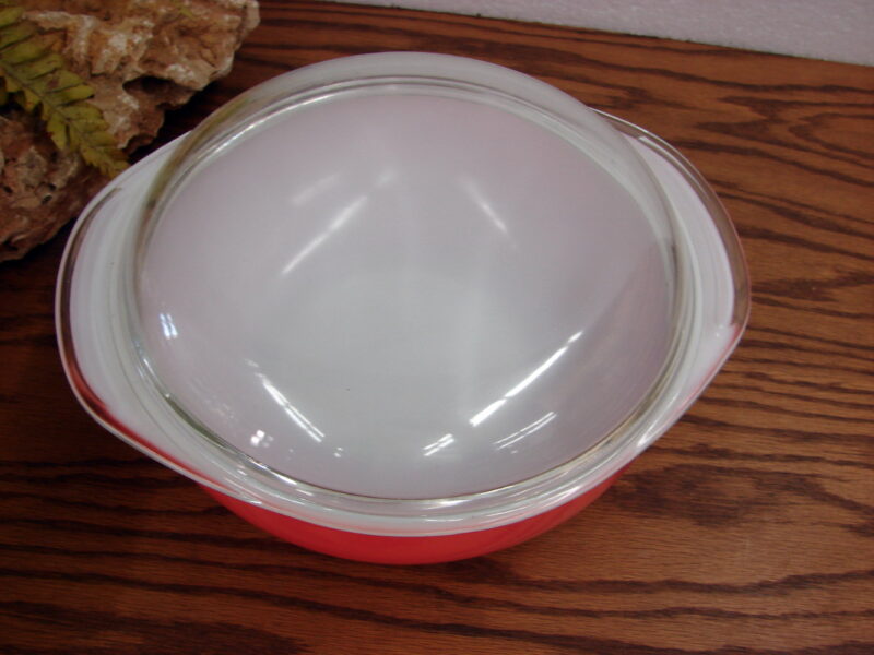 Vintage PYREX 024 Flamingo Pink 2 Qt Round Casserole w/ Matching Lid, Moose-R-Us.Com Log Cabin Decor