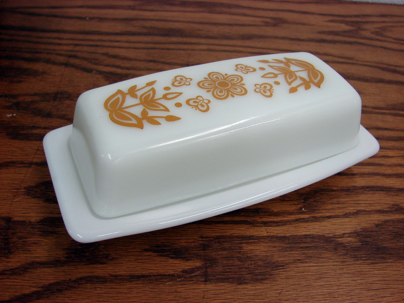 Vintage Corning Ware Corelle Butterfly Gold PYREX Stick Butter Dish w/ Lid