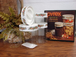 Brand New in Box Vintage Corning Ware Spice of Life Pyrex Clear Glass See 'N Store Canister Set