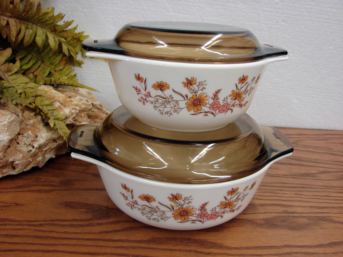 Vintage PYREX Woodland Country Autumn England Set/2 Casserole w/ Lids