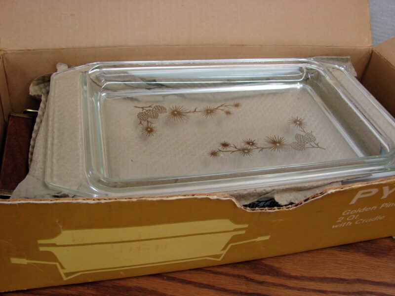 Vintage PYREX Golden Pinecone Casserole 2 Quart w/ Cradle Original Box, Moose-R-Us.Com Log Cabin Decor
