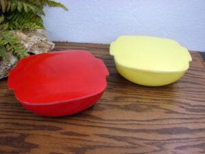Vintage PYREX Hostess Covered Casserole and Table Set Lemon Yellow Red