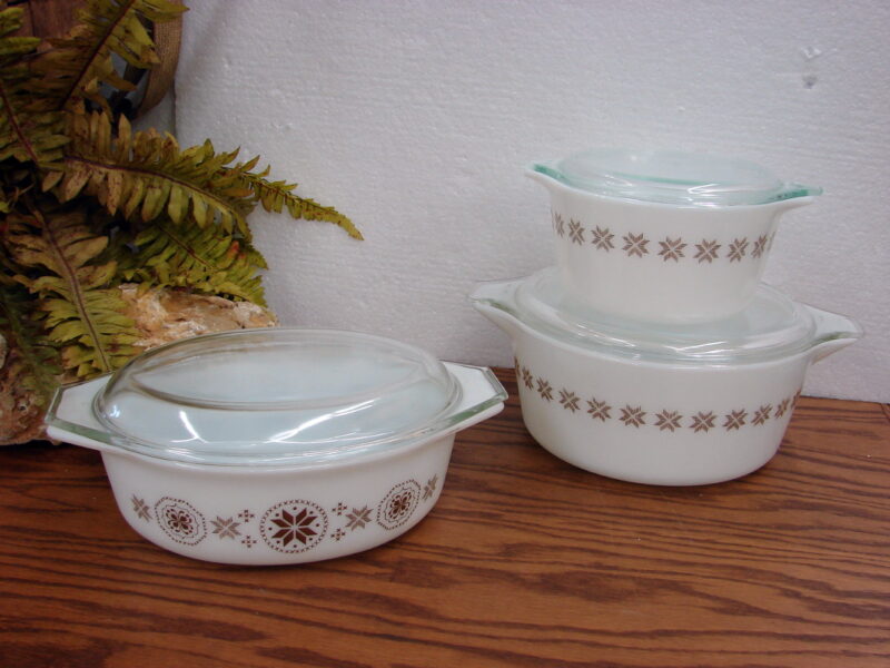 Vintage PYREX Town and Country Kitchen Cookware Accessories Casserole, Moose-R-Us.Com Log Cabin Decor