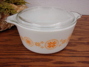 Vintage PYREX Town & Country Pattern #474 Orange Patterned Cinderella Round Casserole w/ Lid