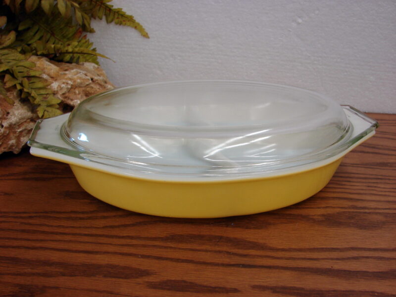 Vintage PYREX Butter Yellow Divided 1 1/2 Quart Serving Dish w/ 945 Divided Lid, Moose-R-Us.Com Log Cabin Decor