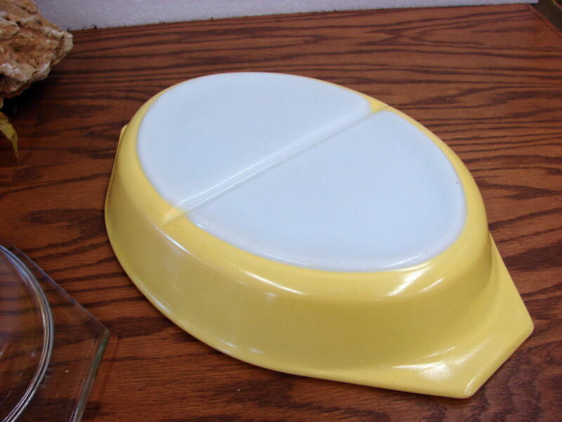 Vintage PYREX Butter Yellow Divided 1 1/2 Quart Serving Dish w/ 945 Divided Lid, Moose-R-Us.Com Log Cabin Decor