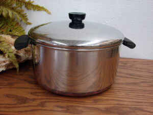 Vintage Copper Bottom Revere Ware 4 Quart Stock Pot w/ Lid Burn Mark