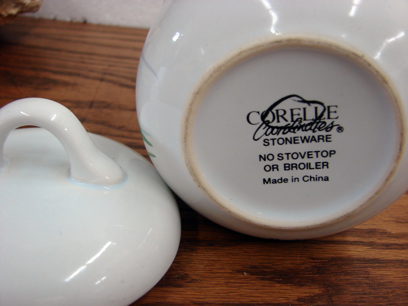Vintage Corning Ware Corelle Shadow Iris Sugar Bowl w/ Lid - Image 2