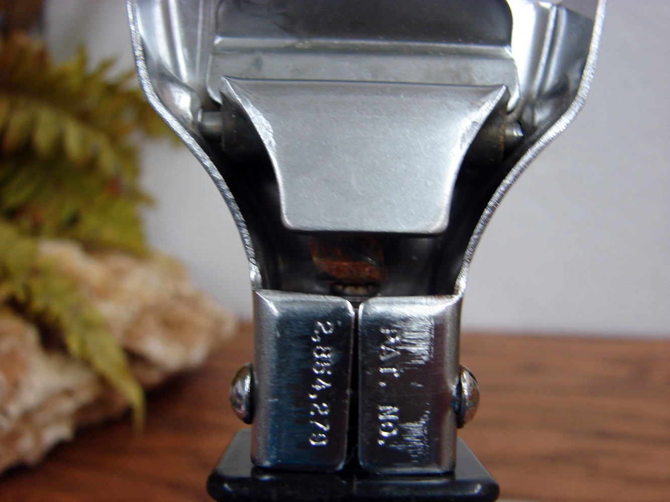 Vintage Corning Ware Detachable Swivel Twist Release Lock Handle - Image 3