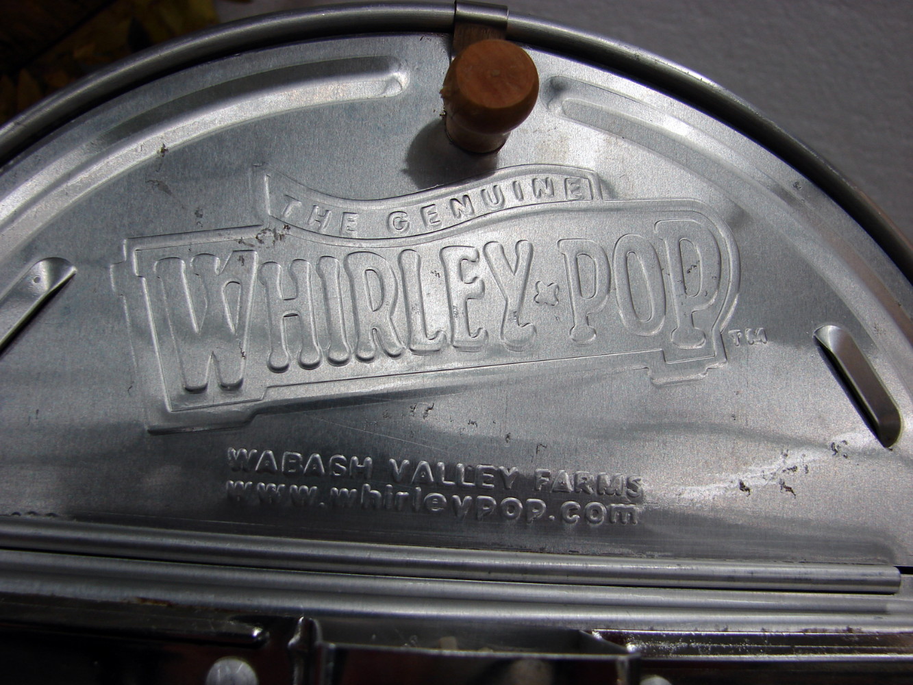 THE GENUINE WHIRLEY-POP STOVETOP POPCORN POPPER HAND CRANK WABASH VALLEY  FARMS