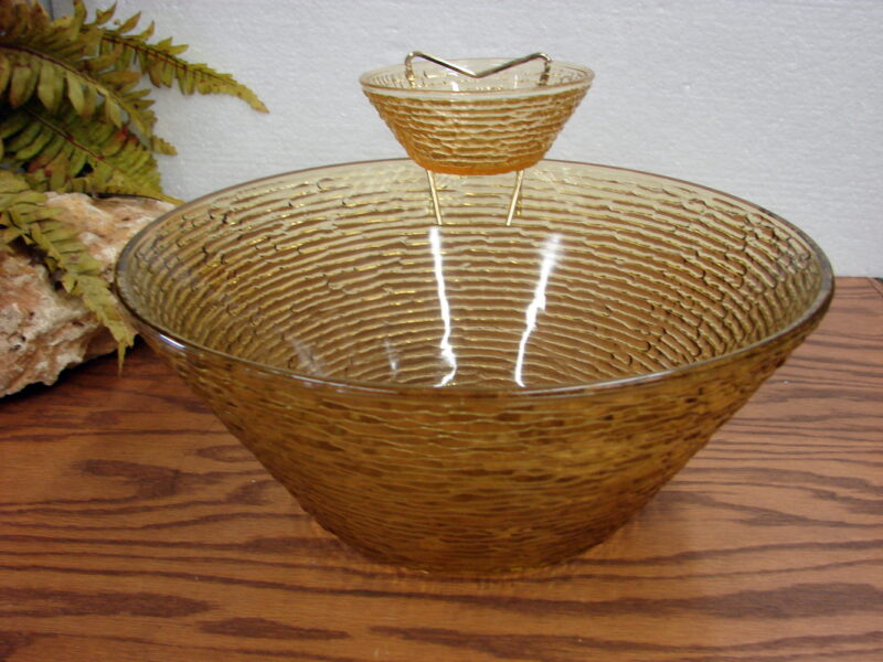 Vintage Anchor Hocking Soreno Gold Amber Chip &#8216;n Dip w/ Bracket, Moose-R-Us.Com Log Cabin Decor