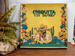 Vintage 22 pc Chiquita Toy Dishes J. Pressman #229 Green Jadite Slag Akro Agate Dish Set Box