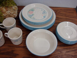 Vintage Corning Ware Corelle USA Symphony Dinnerware Kitchen Accessories