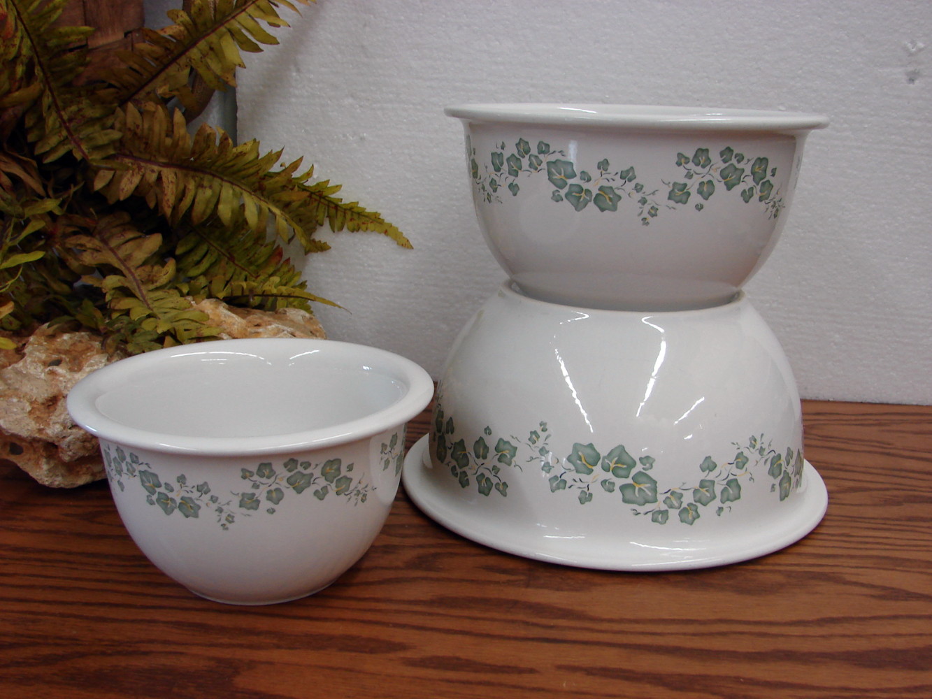 Corning Callaway Green Ivy Corelle Coordinates Set/3 Nesting Mixing Serving Stoneware Bowls
