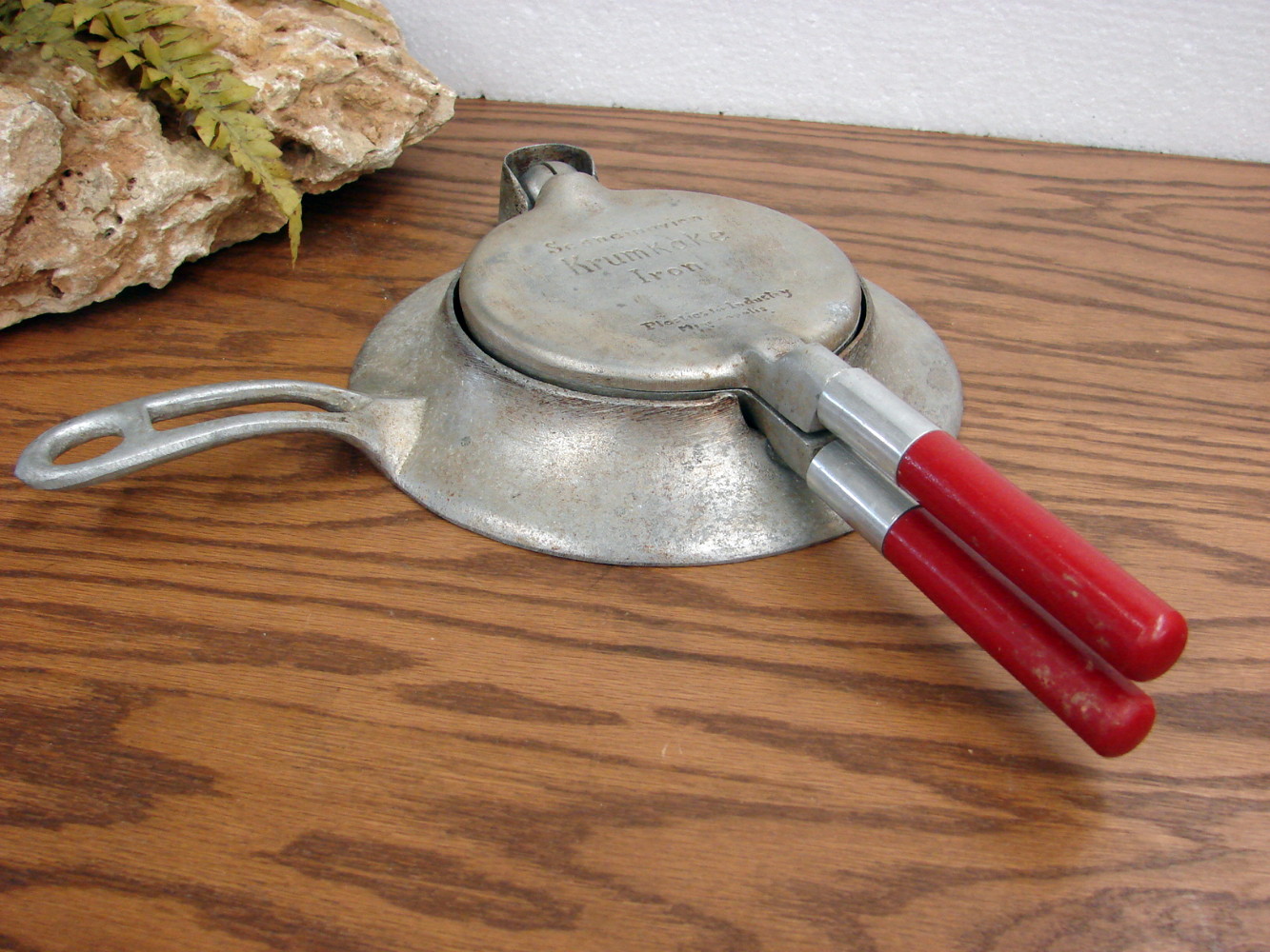 Antique Krumkake Iron Red Wood Handle Plastics for Industry Mpls Nordic Ware  -  Log Cabin Decor