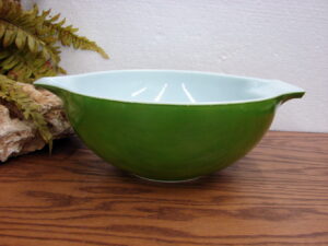 Vintage PYREX Verde Green #444 Cinderella Nesting Mixing Bowl Forest Green