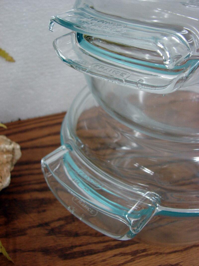 Vintage PYREX Clear Blue Tint France de Corning Casserole w/ Lid, Moose-R-Us.Com Log Cabin Decor