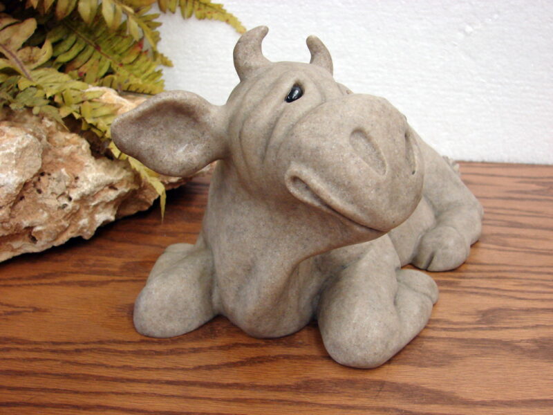 Quarry Critters 2000 Charity Oversized Cow Second Nature Design, Moose-R-Us.Com Log Cabin Decor