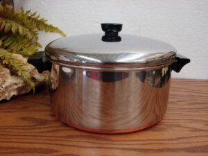 Vintage Copper Bottom Revere Ware 6 Quart Stock Pot w/ Lid