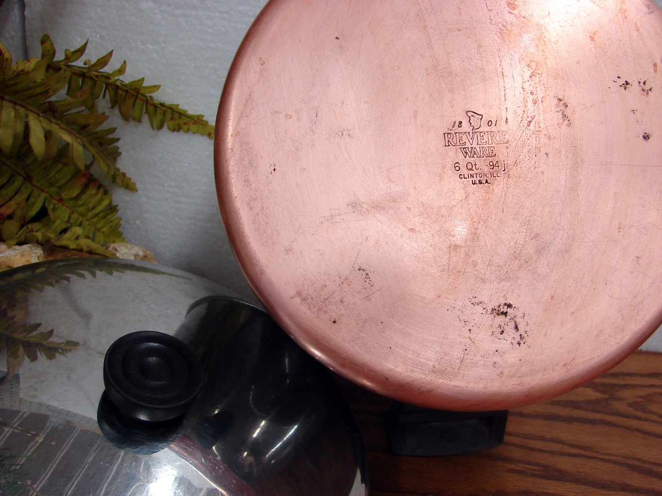 Vintage Copper Bottom Revere Ware 6 Quart Stock Pot w/ Lid - Image 6
