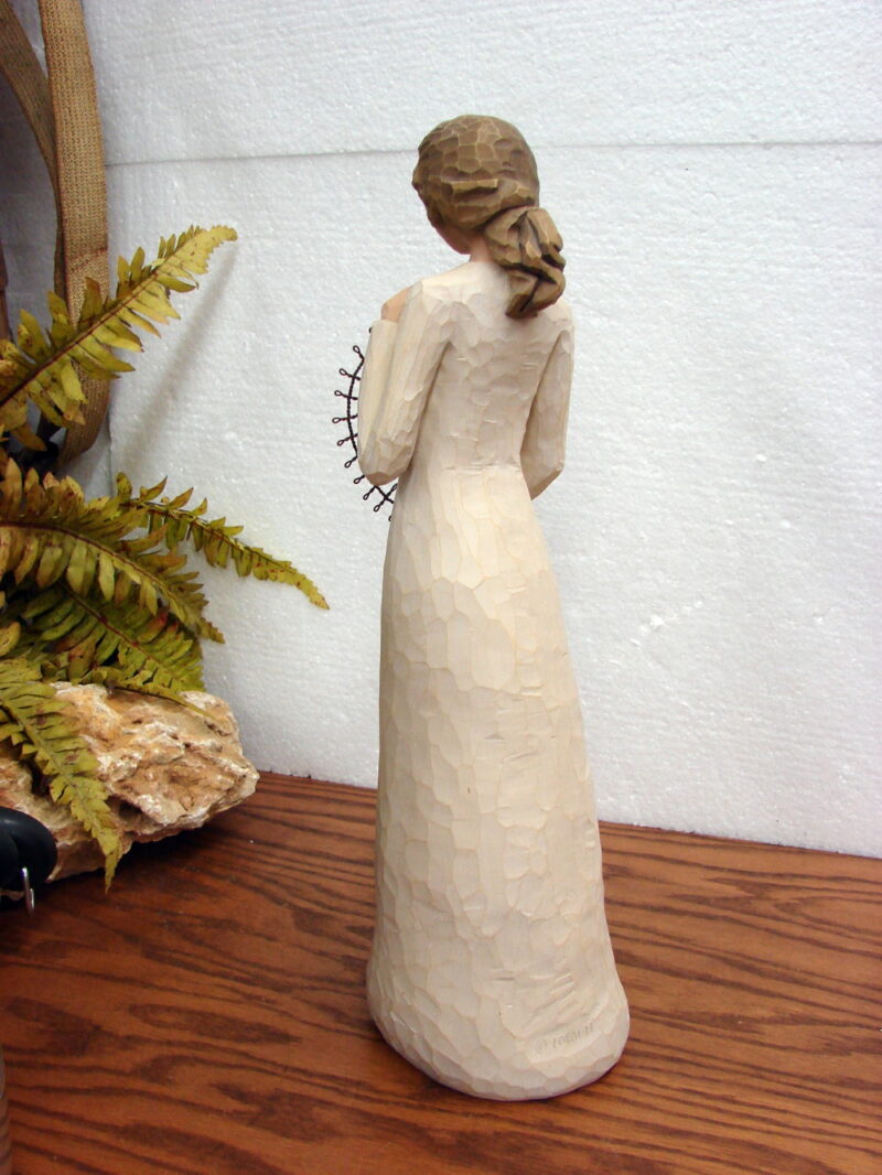 Willow Tree Susan Lordi Welcoming Spirit Tall Wreath Retired 1999, Moose-R-Us.Com Antiques Collectibles Log Cabin Decor