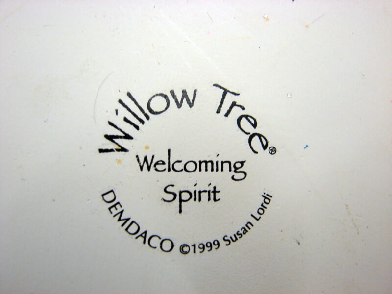 Willow Tree Susan Lordi Welcoming Spirit Tall Wreath Retired 1999, Moose-R-Us.Com Antiques Collectibles Log Cabin Decor