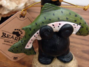 New Big Sky Carvers Bearfoots Bears Jeff Fleming Dream Big Fish Mini Figurine