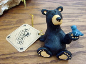 New Big Sky Carvers Bearfoots Bears Jeff Fleming Minnie Bear w/ Bird Figurine