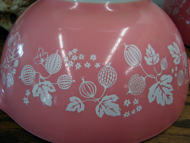 Vintage PYREX Gooseberry Kitchen Accessories Bowls Casserole, Moose-R-Us.Com Log Cabin Decor