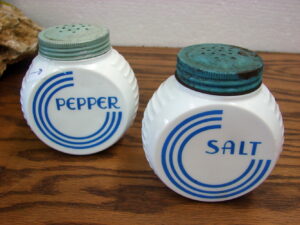 Vintage Anchor Hocking Milk Glass Vitrock Blue Circle Salt Pepper Shakers as is