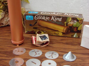 Complete Scandinavian Nordic Ware Deluxe Spritz Cookie Press Cookie King Crank Type