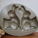 Scandinavian Nordic Ware Heavy Duty Easter Bunny Mold Cake Pan 10 Cups
