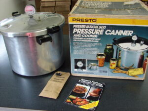 Vintage Pressure Cooker Complete Mirro-Matic 6 Quart Presto Preservation  500 -  Log Cabin Decor