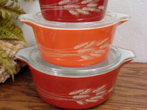 Vintage PYREX Autumn Harvest #474 Cinderella Round Casserole w/ Lid 1 1/2 Qt