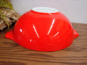 Vintage PYREX Friendship #444 Cinderella Nesting Mixing Bowl Red