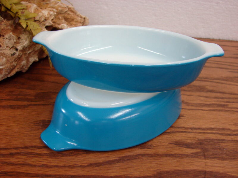 Vintage PYREX Horizon Blue #700 Oval Pixie Au gratin Ramekin Dish